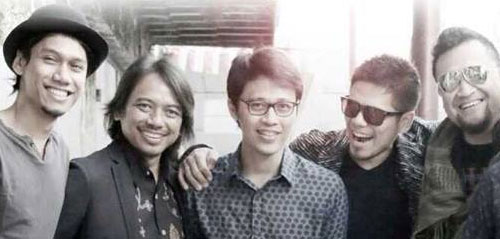 Konser Six String: I Got Your Back