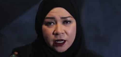 10 Koleksi Lagu Terbaik Melly Goeslaw Melly Goeslaw Cover1