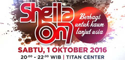 Berbagi Kaum Lanjut Usia Bersama Sheila On 7 Berbagi Untuk Kaum Lanjut Usia Bersama Sheila On 7 di Charity Concert for Elderly 1