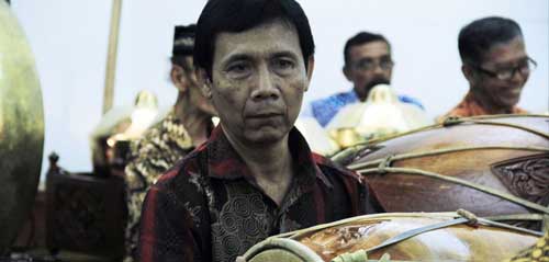 Klenengan Selasa Legen di Balai Soedjatmoko Solo Klenengan Selasa Legen di Balai Soedjatmoko Solo 1