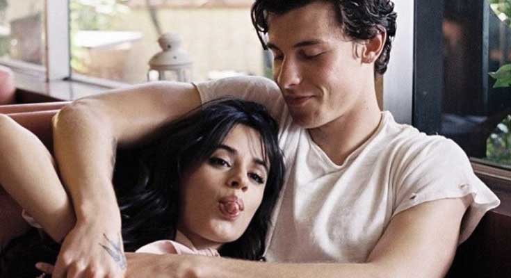 Instagram Shawn Mendes: Ciuman Hot dengan Camila Cabello Instagram Shawn Mendes